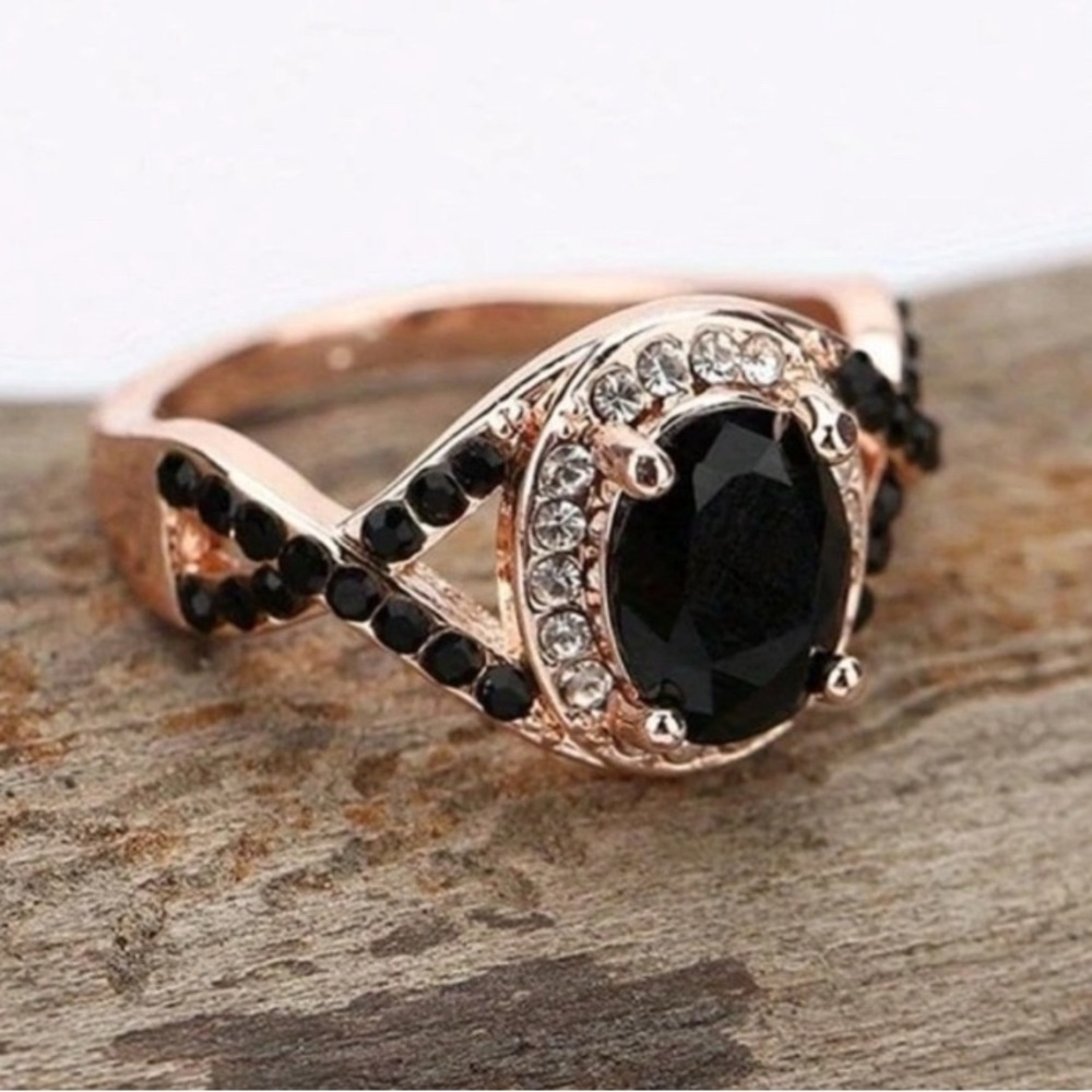 Rose Gold and Black Women's Ring